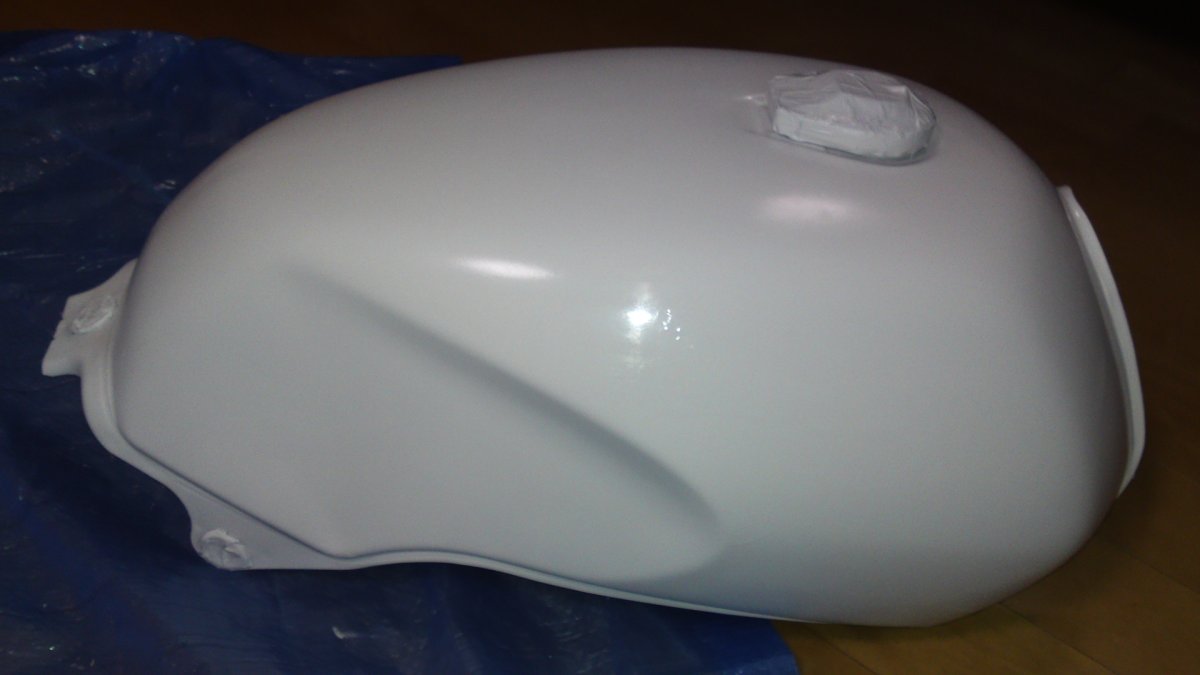 JADE250を青白CBXカラーに自家塗装